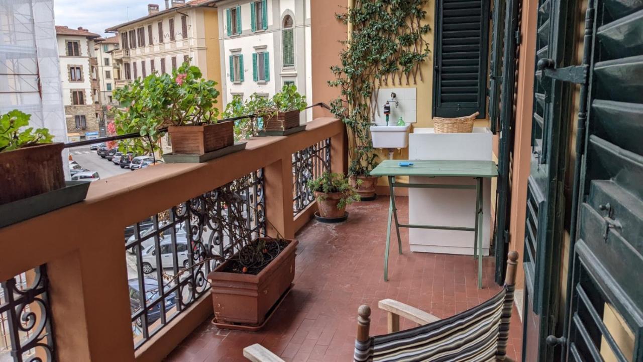 Double Bedroom In Beautiful 30's Style * Florencia