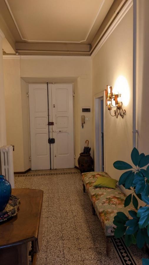 Double Bedroom In Beautiful 30's Style Pensión